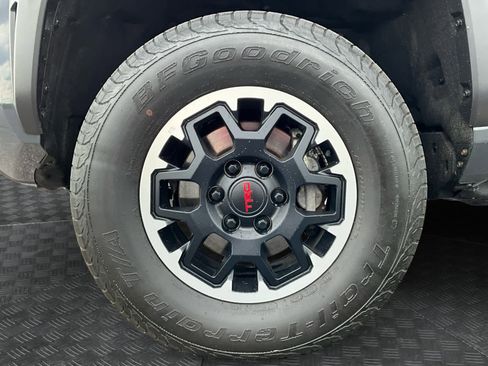 Used 2024 Toyota Tacoma TRD Off-Road AWD/4WD image 16