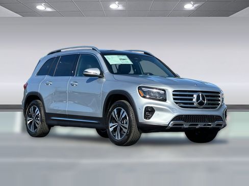 Used 2026 Mercedes-Benz GLB 250 image 6