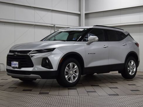 Used 2019 Chevrolet Blazer LT FWD image 3