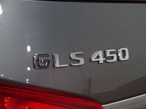 Used 2019 Mercedes-Benz GLS 450 4MATIC image 40