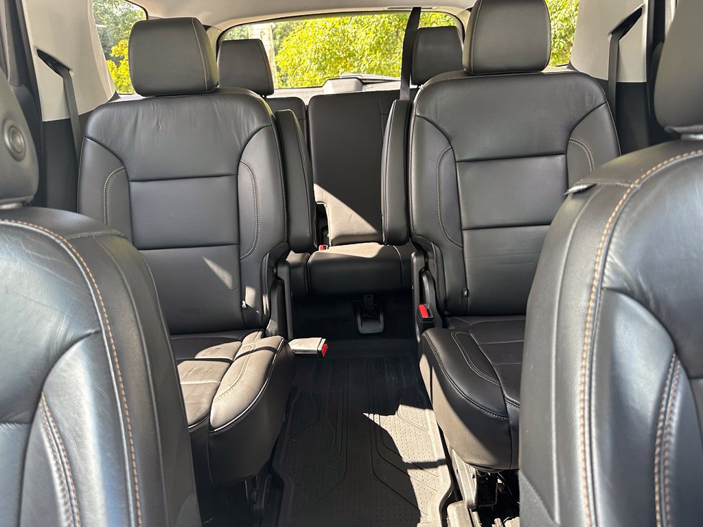 Used 2020 Chevrolet Traverse LT w/ LPO, Floor Liner Package AWD/4WD image 18