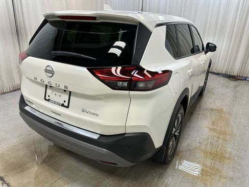 Certified 2023 Nissan Rogue SV image 10