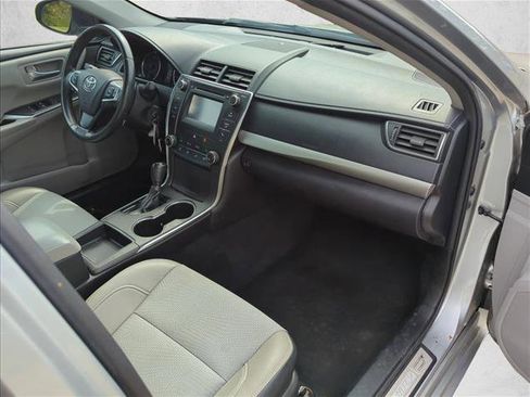 Used 2017 Toyota Camry SE w/ Protection Package (Q2) image 19