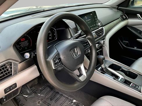 Used 2020 Honda Accord LX image 17