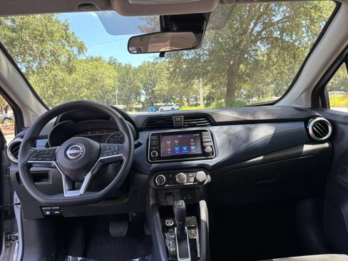 Used 2025 Nissan Versa SV FWD image 26