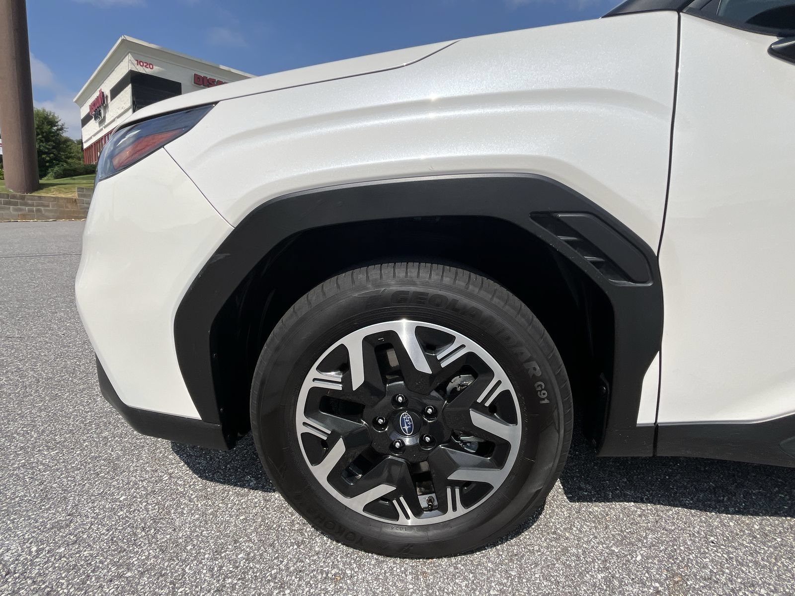 Certified 2025 Subaru Forester Premium AWD/4WD image 13