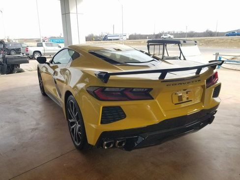 Used 2025 Chevrolet Corvette Stingray Preferred Cpe w/ Z51 Performance Package image 4