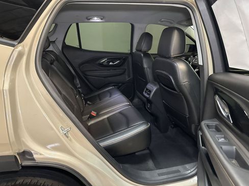Used 2023 GMC Terrain AT4 AWD/4WD image 36