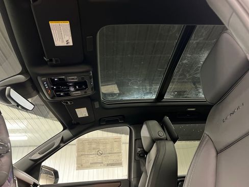 New 2026 GMC Yukon XL Denali AWD/4WD image 28