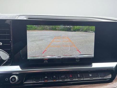 Certified 2023 GMC Sierra 1500 Elevation AWD/4WD image 17