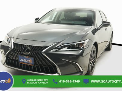 Used 2024 Lexus ES 300h w/ Premium Package