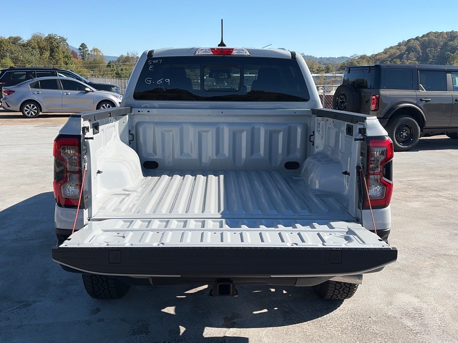 New 2026 Ford Ranger Lariat w/ FX4 Off-Road Package AWD/4WD image 4