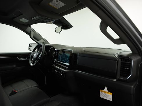 New 2026 GMC Sierra 1500 Elevation image 14