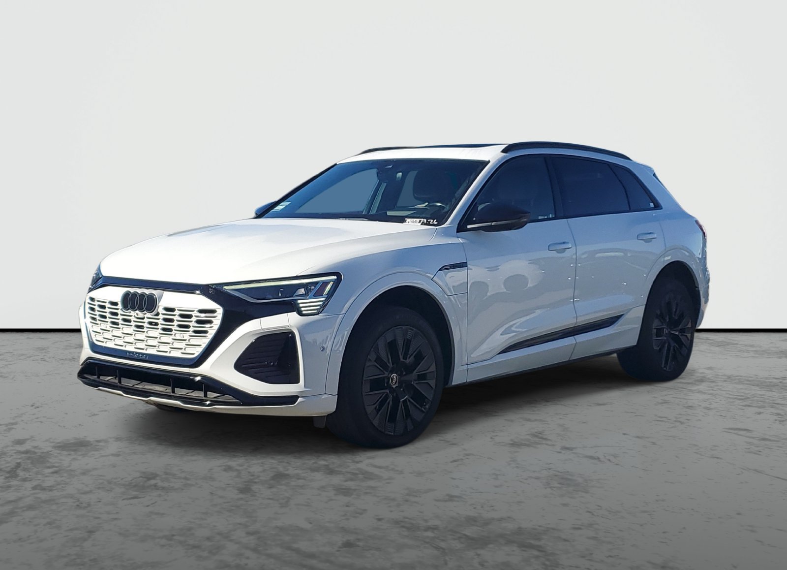 Used 2024 Audi Q8 e-tron Prestige AWD/4WD image 2