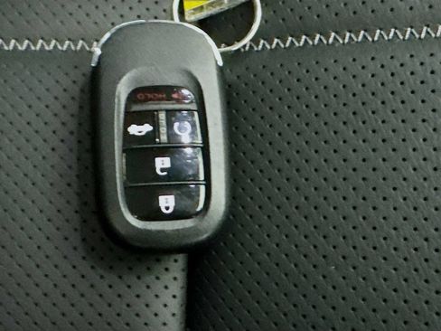 Used 2024 Honda HR-V EX-L image 35
