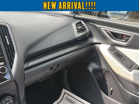 Used 2024 Subaru Forester AWD/4WD image 27