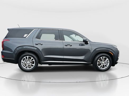 Used 2020 Hyundai Palisade SE FWD image 4