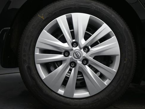 New 2025 Nissan Sentra S image 9