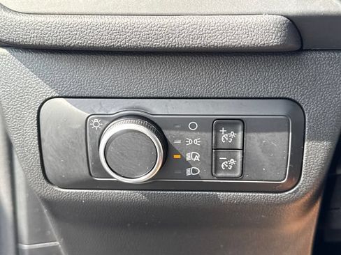Used 2025 Ford Escape Active AWD/4WD image 28