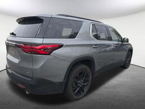 Used 2023 Chevrolet Traverse LT AWD/4WD image 2