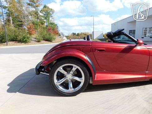 Used 2002 Chrysler Prowler RWD image 28