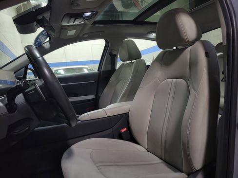 Used 2024 Hyundai Sonata SEL w/ Convenience Package image 18