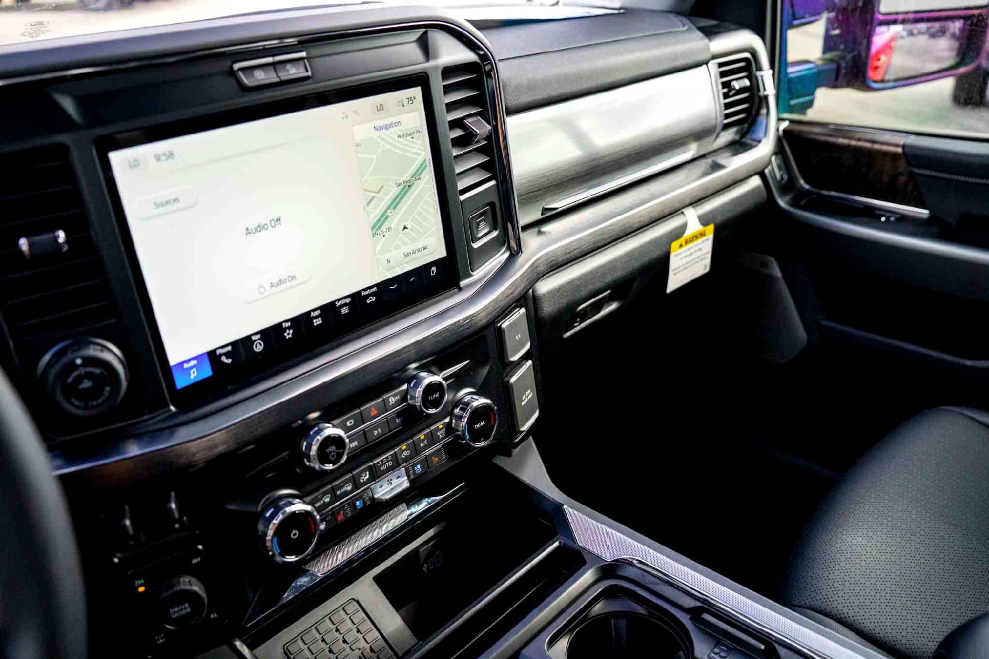 New 2025 Ford F250 Lariat w/ Lariat Ultimate Package AWD/4WD image 15