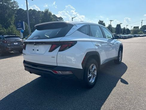 Used 2023 Hyundai Tucson SE AWD/4WD image 5