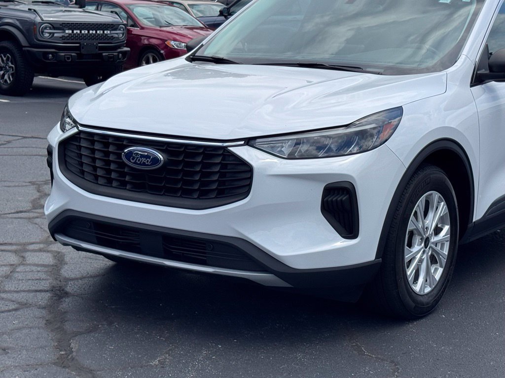 Used 2024 Ford Escape Active FWD image 34