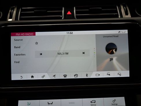 Used 2021 Land Rover Range Rover AWD/4WD image 31