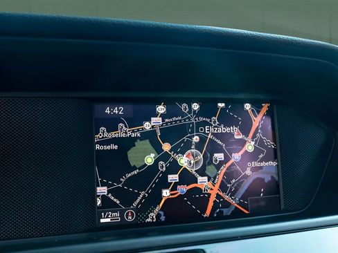 Used 2013 Mercedes-Benz C 63 AMG Sedan image 38