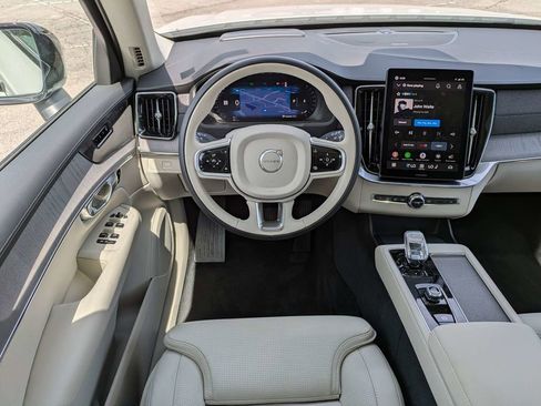 New 2026 Volvo XC90 B6 Ultra w/ Protection Package Premier AWD/4WD image 21