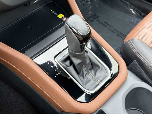 Certified 2025 Subaru Forester Touring w/ Popular Package - Touring AWD/4WD image 28