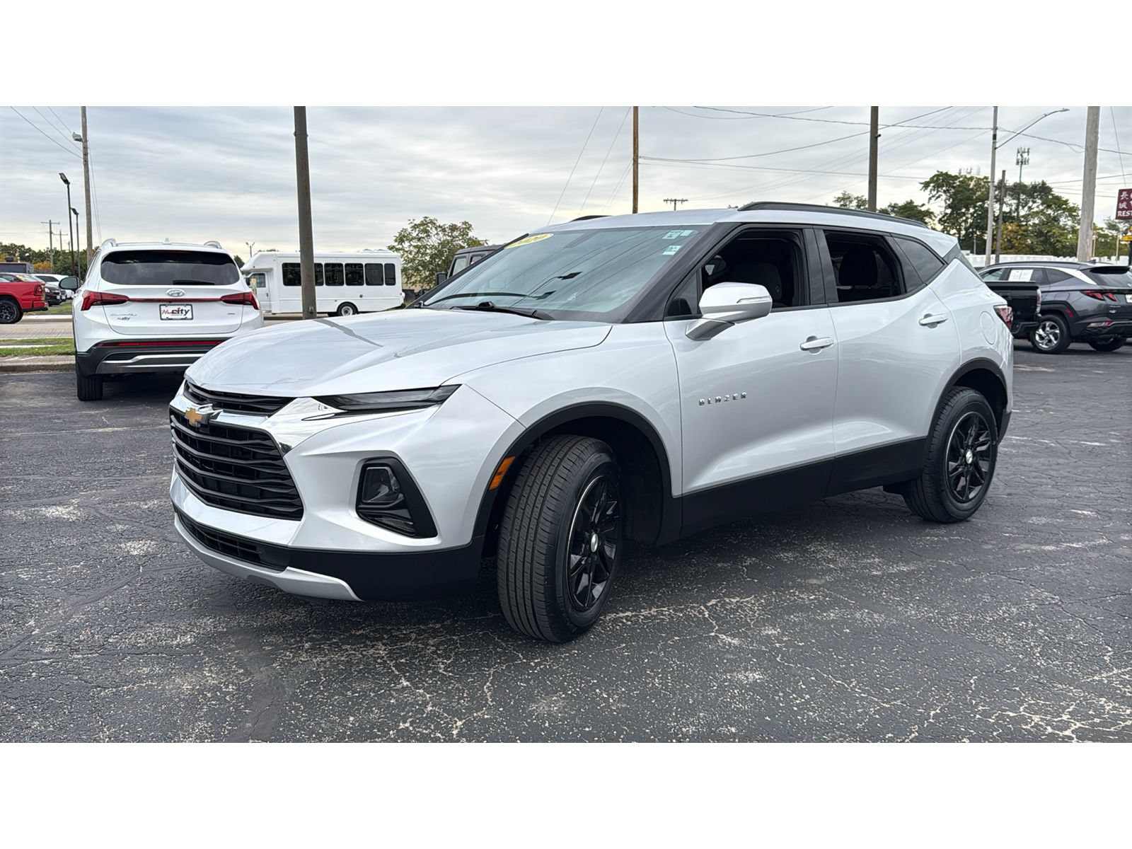 Used 2020 Chevrolet Blazer LT FWD image 3