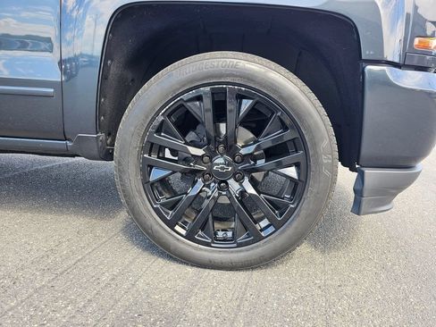 Used 2018 Chevrolet Silverado 1500 LT w/ All Star Edition AWD/4WD image 9