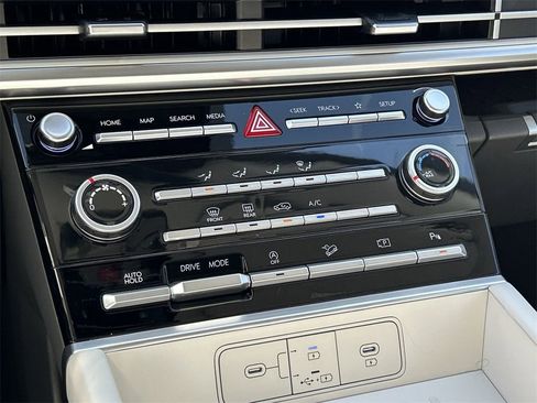 New 2026 Hyundai Santa Fe SE image 24