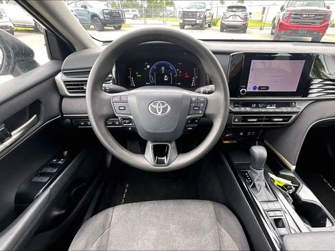 Used 2025 Toyota Camry LE FWD image 7