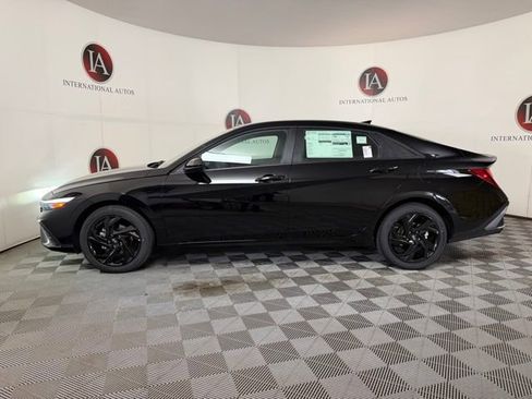 New 2026 Hyundai Elantra Sport FWD image 9