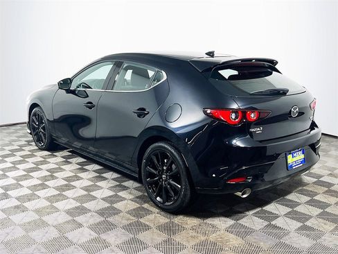New 2026 MAZDA MAZDA3 Hatchback w/Premium Plus Pkg image 5