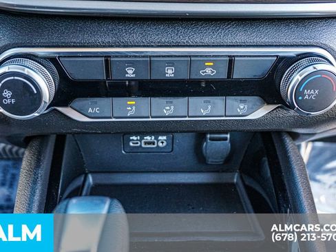 Used 2024 Nissan Altima 2.5 SV image 41