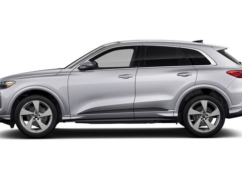 Used 2025 Audi Q5 Premium Plus w/ Premium Plus AWD/4WD image 8