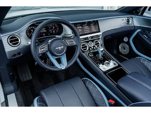 Used 2024 Bentley Continental GT Speed image 27