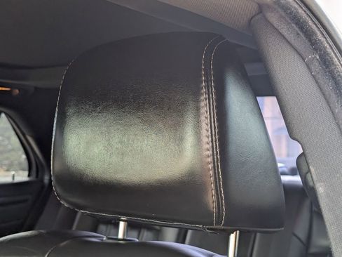 Used 2016 Chrysler 300 S w/ 300S Premium Group image 13