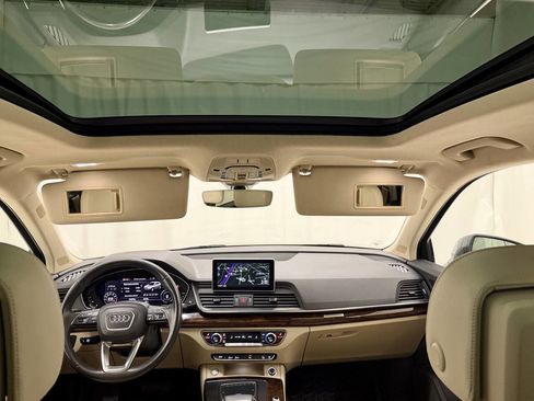 Used 2018 Audi Q5 2.0T Premium Plus w/ Premium Plus Package image 43