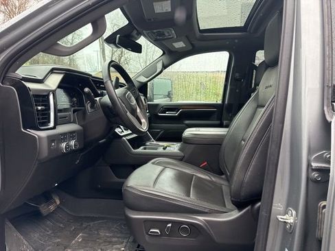 Used 2025 GMC Sierra 3500 Denali image 20