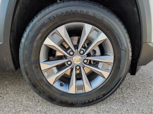 Used 2025 Chevrolet Equinox LT FWD image 21