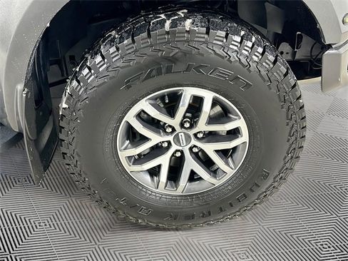 Used 2017 Ford F150 Raptor w/ Equipment Group 802A Luxury image 30