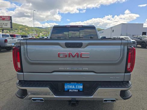 Used 2025 GMC Sierra 1500 SLT w/ SLT Premium Plus Package AWD/4WD image 4