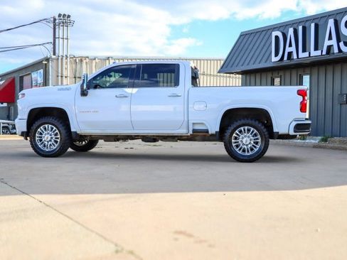 Used 2020 Chevrolet Silverado 2500 High Country w/ Z71 Off-Road Package AWD/4WD image 10