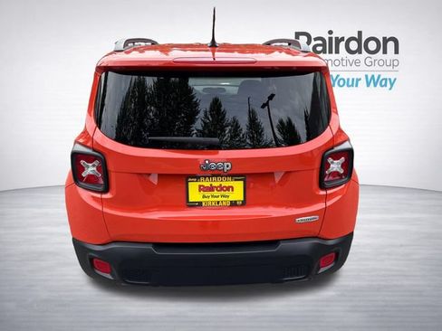 Used 2015 Jeep Renegade Latitude w/ Popular Equipment Group FWD image 6